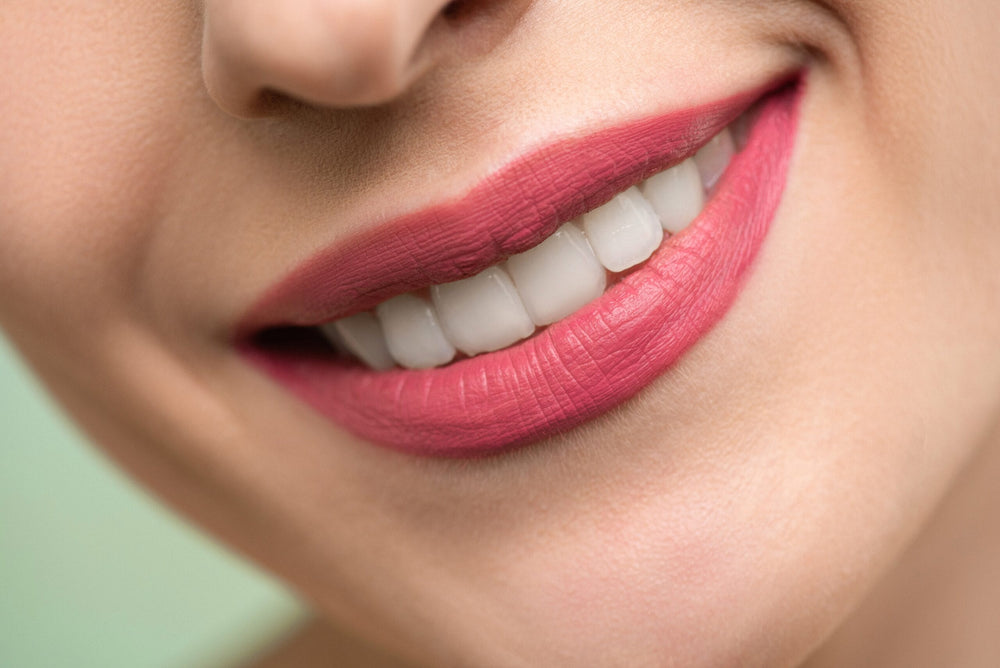 Gravidanza e allattamento possono farti perdere un dente!