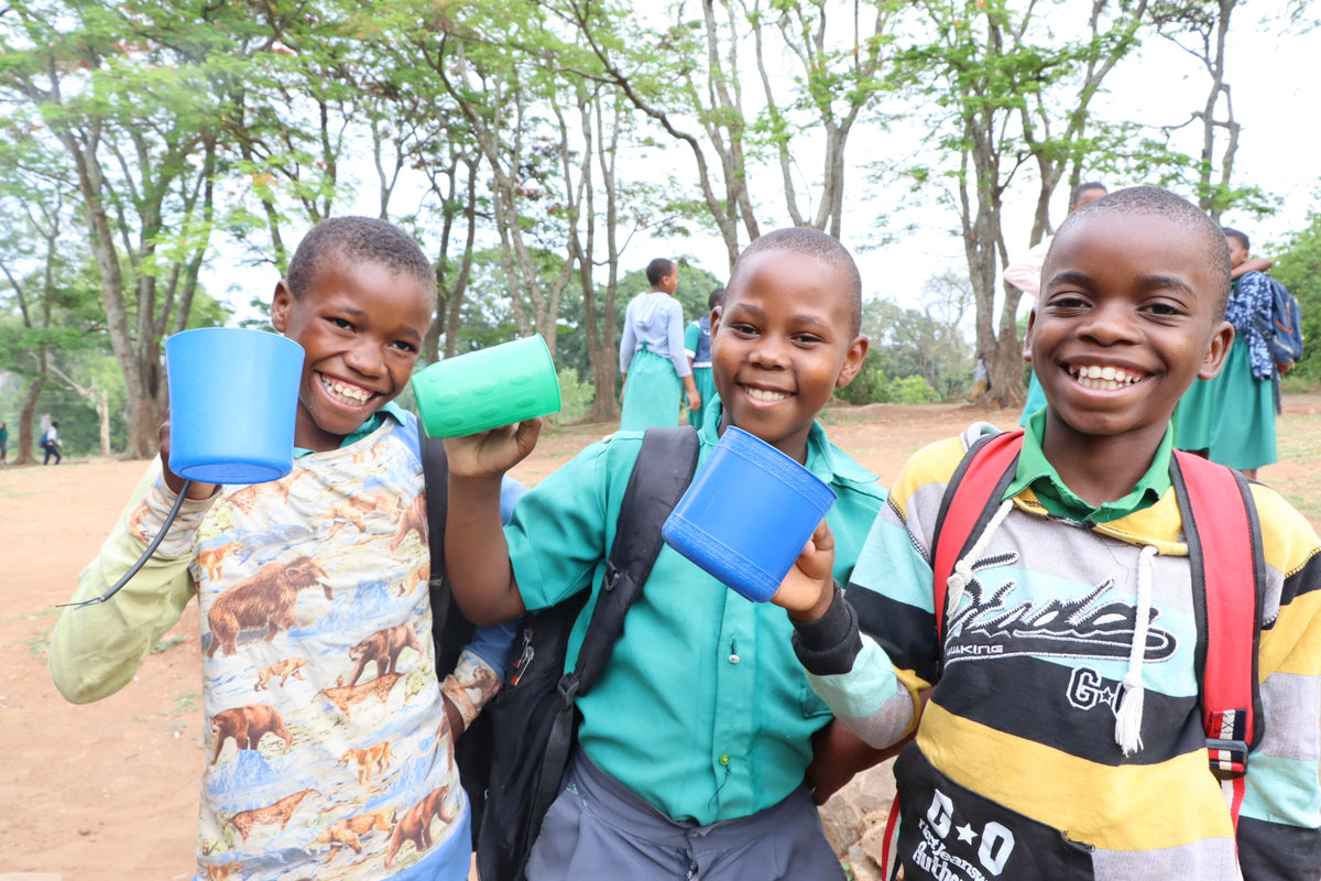 Bambini della Catholic Institute Primary School in Malawi