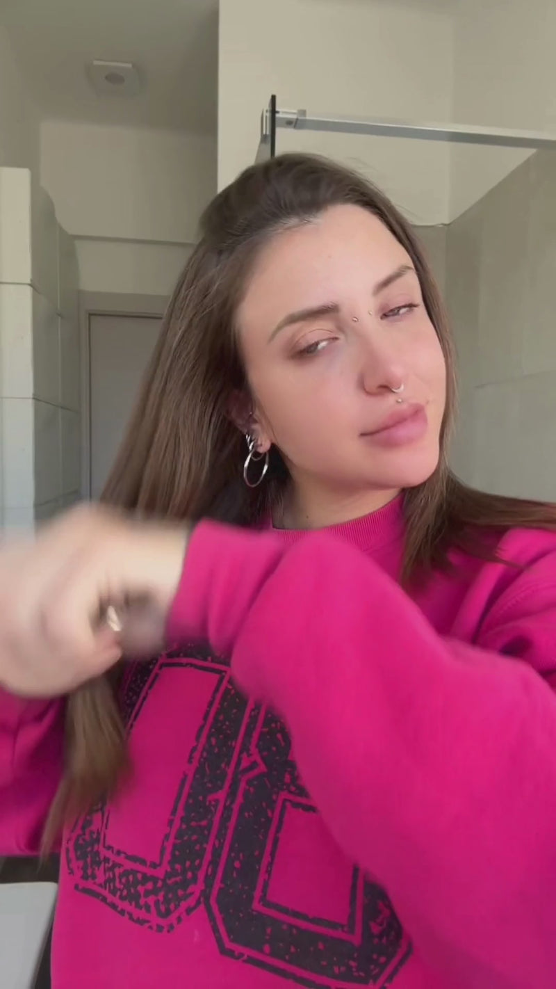 Elisa mostra la routine viso in 4 step con il Set Viso Dermomamma